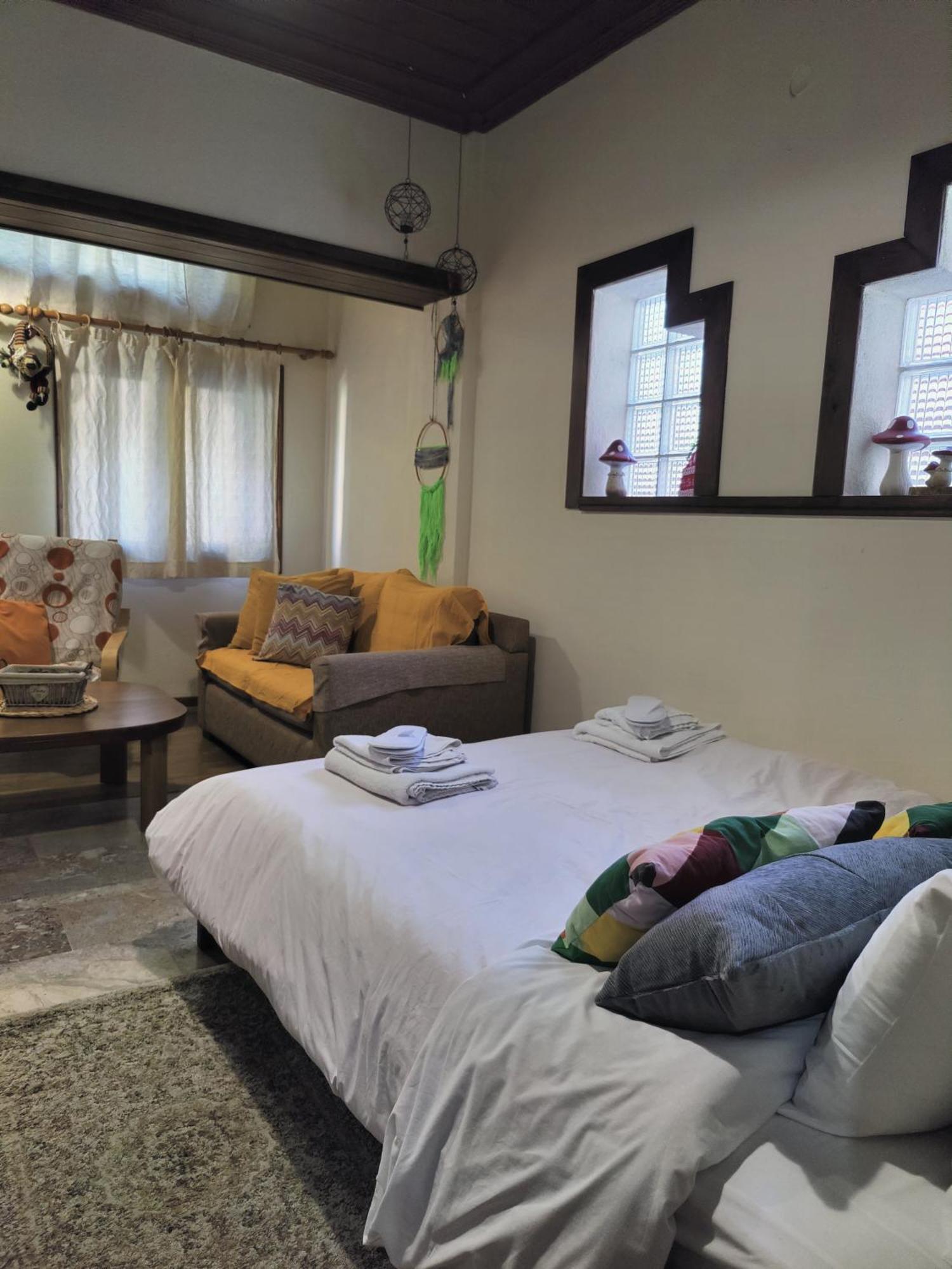 Guesthouse Theodorou Eláti Екстериор снимка