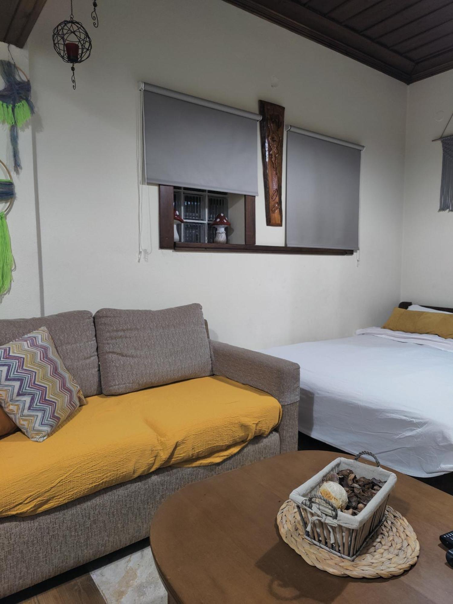 Guesthouse Theodorou Eláti Екстериор снимка