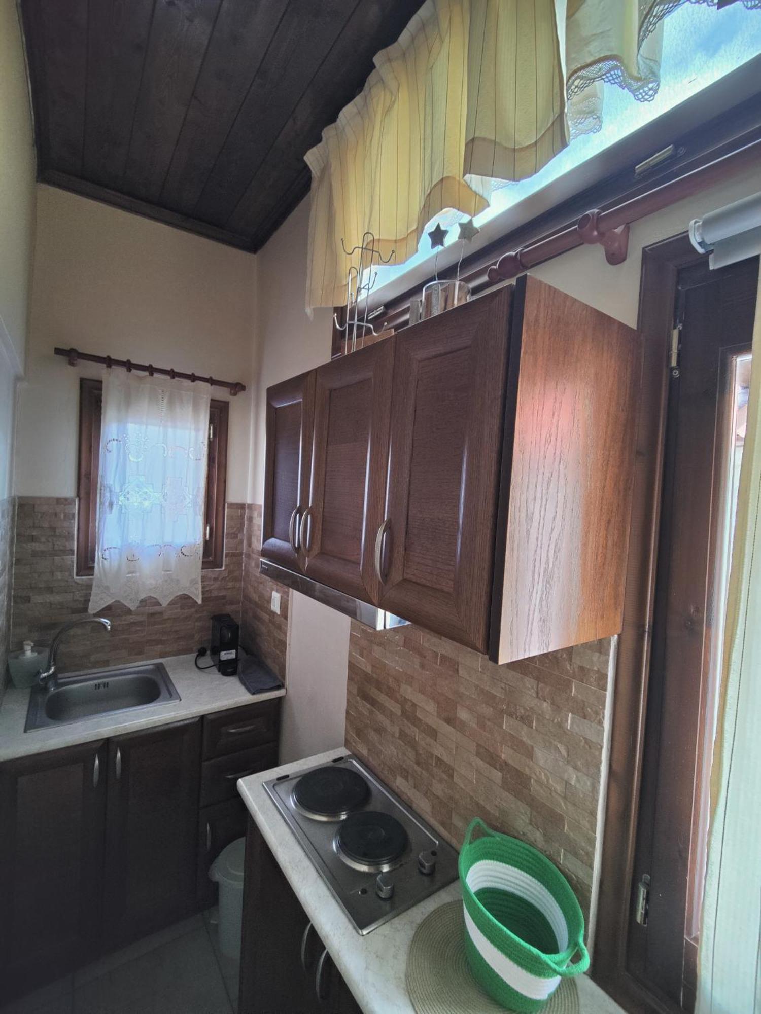 Guesthouse Theodorou Eláti Екстериор снимка