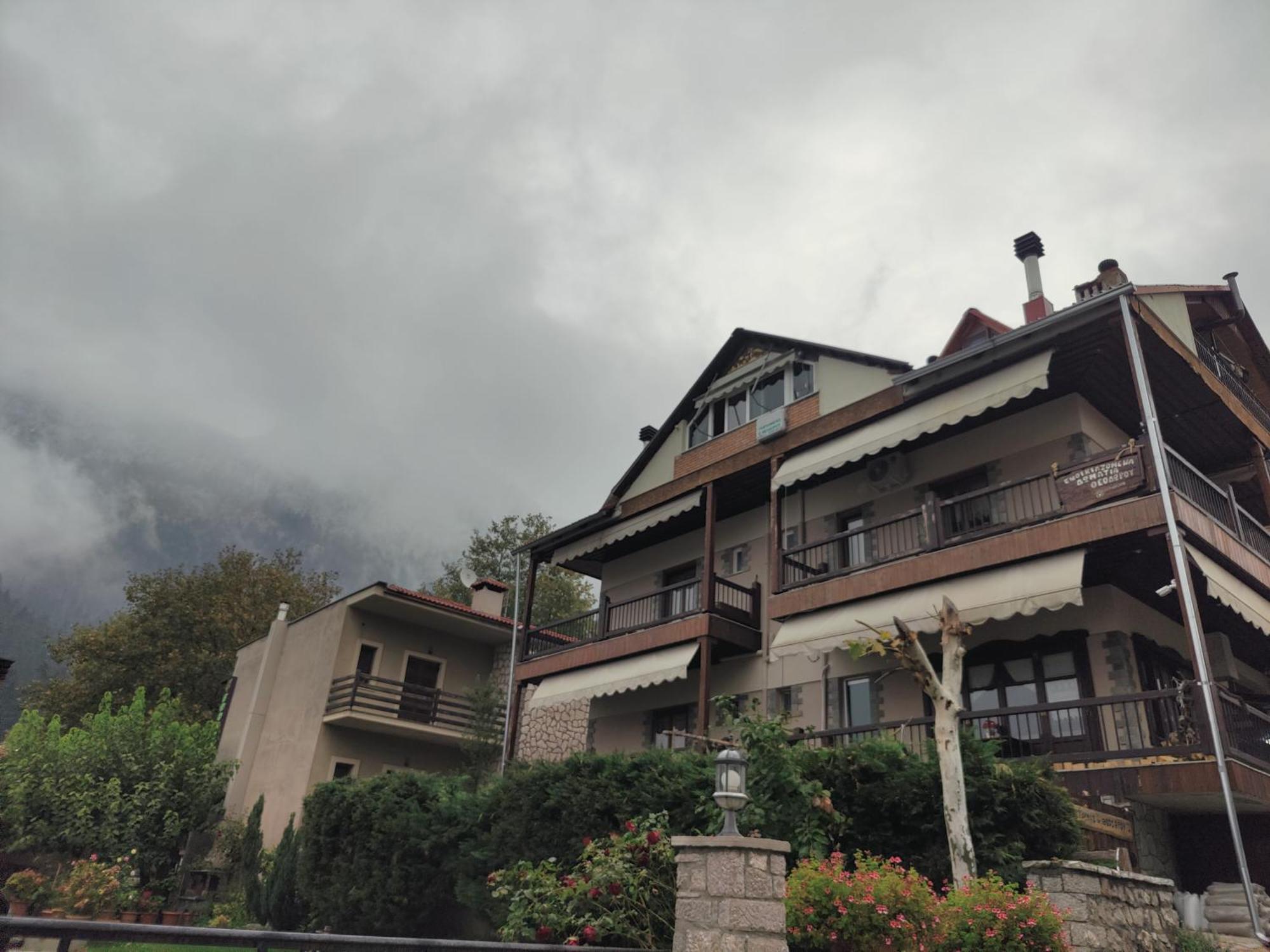 Guesthouse Theodorou Eláti Екстериор снимка