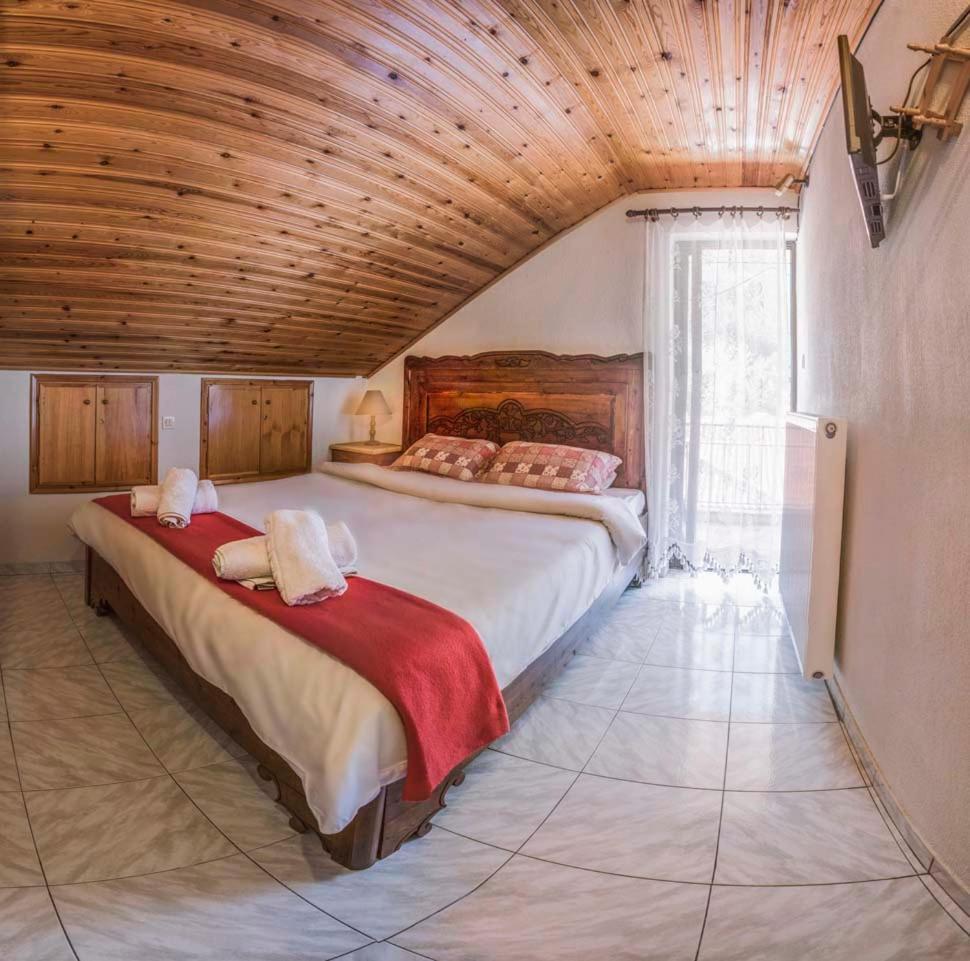 Guesthouse Theodorou Eláti Екстериор снимка